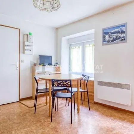 4 Personnes + Parking Prive *